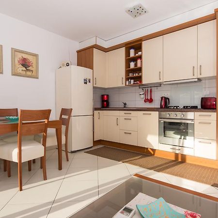 Apartment Angie Trogir Bagian luar foto