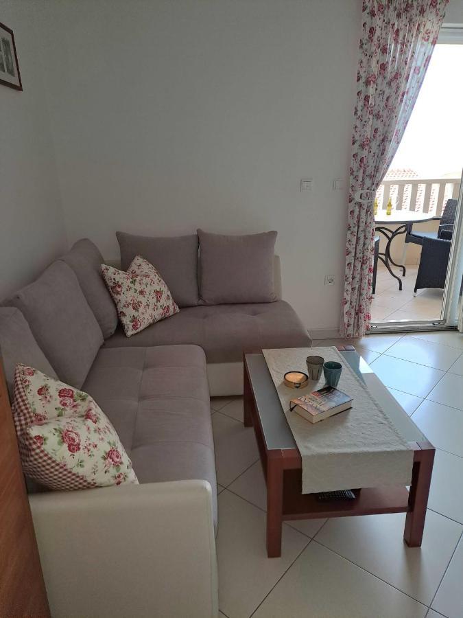 Apartment Angie Trogir Bagian luar foto