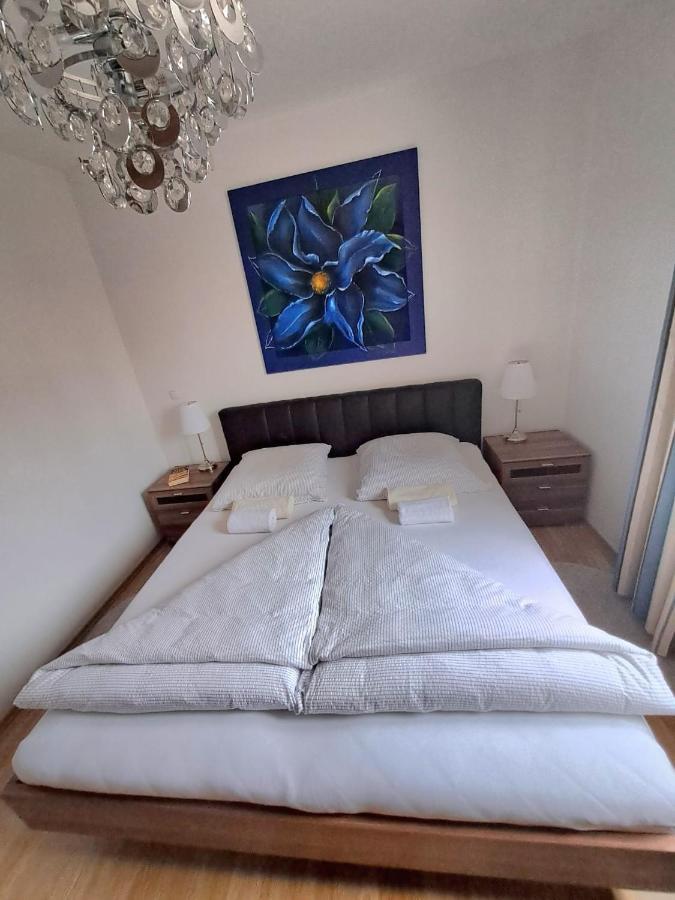 Apartment Angie Trogir Bagian luar foto